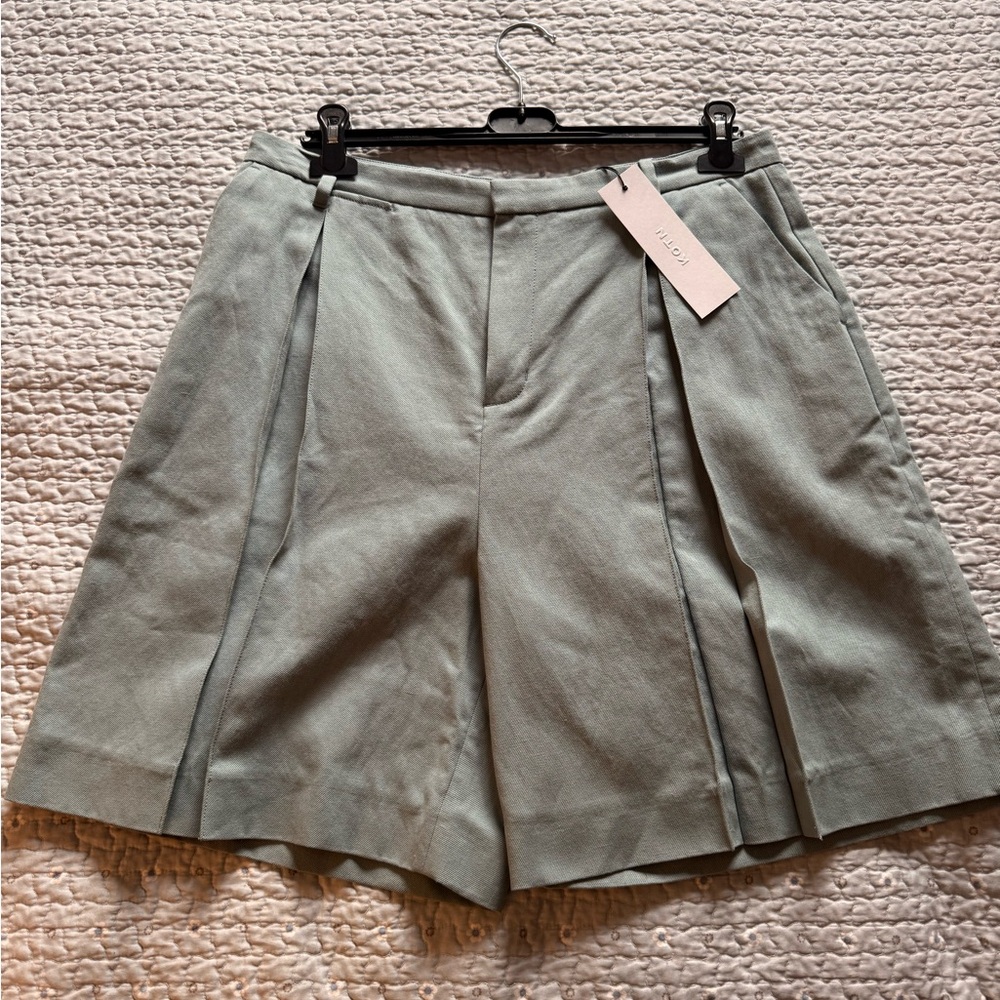 KOTN - NWT Women's Grey-Blue Bermudas